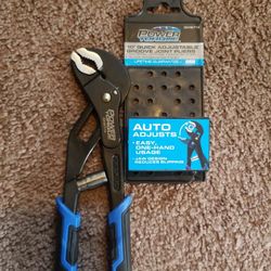 Pliers