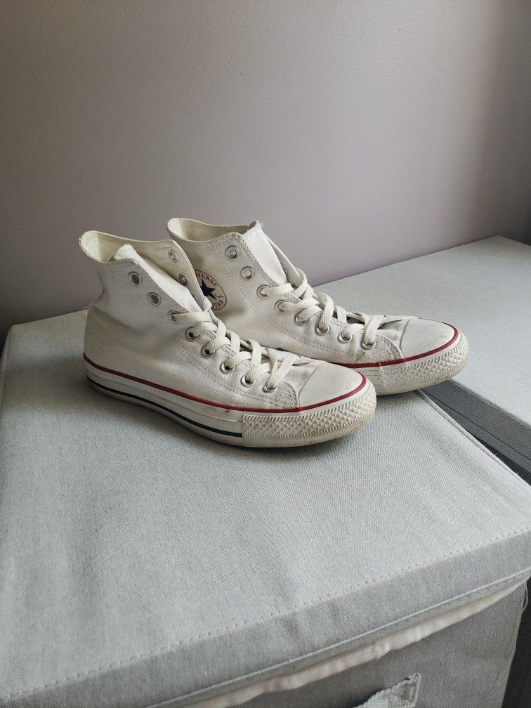 Converse Chuck Taylor , mens size 7