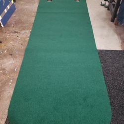Indoor Putting Green