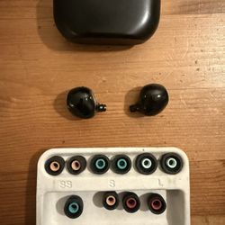 Sony WF1000XM5 Earbuds 