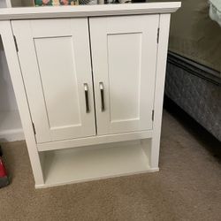 Bedroom/bathroom Wall Cabinet