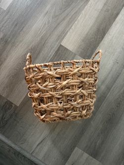 Woven Seagrass Storage Basket with Handles