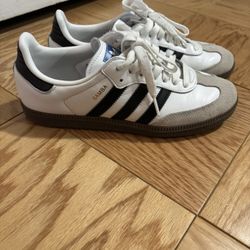 Women’s Adidas Samba 