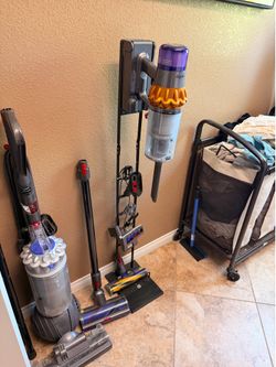 Dyson v15