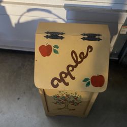 Fruit Container 