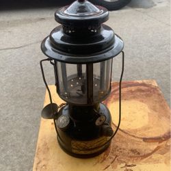 Coleman GAS Lantern   MILITARY Issued 