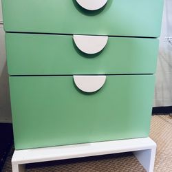 IKEA SMÅSTAD / UPPFÖRA Kids dresser 