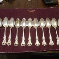 TOWLE STERLING SILVER ANTIQUE OLD COLONIAL SPOONS PAT. 1895 11 Total 5 5/8”
