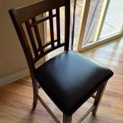 Set Of 4 Counter Height Barstools