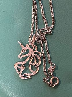 1000 silver chain and 2 pendants