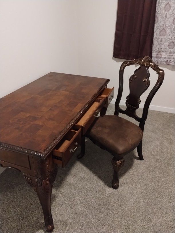 Office Desk And Chair