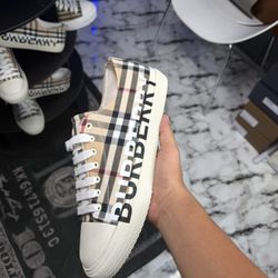 Burberry Shoes 