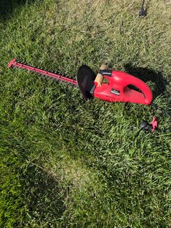 22 Inch Craftsman Bushwacker Hedge Trimmer