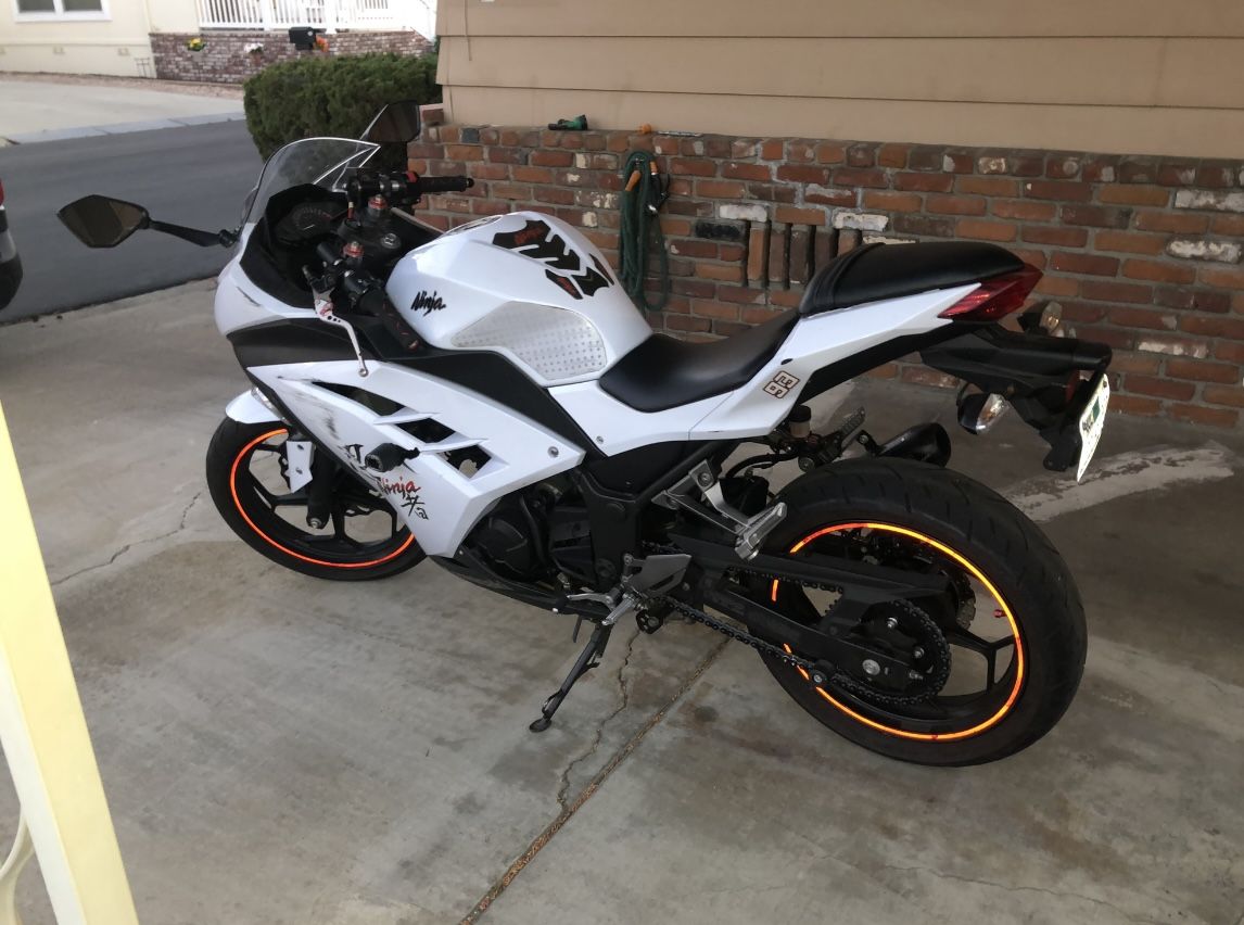 2014 Kawasaki Ninja 300