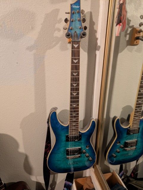 Schecter Guitar Research Omen Extreme-6 Electric Guitar Ocean Blue Burst