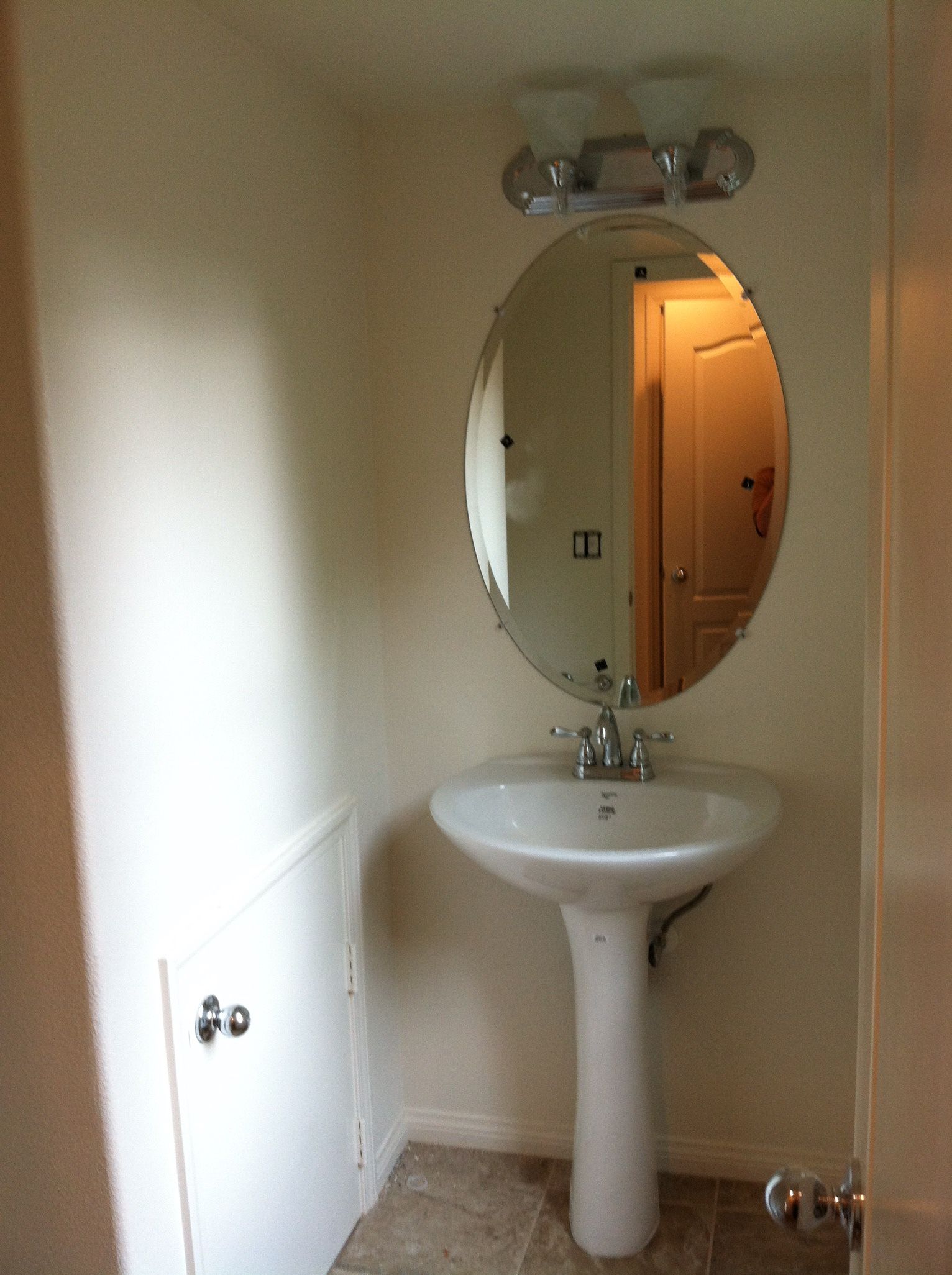 Oval Mirror for Guest Bathroom