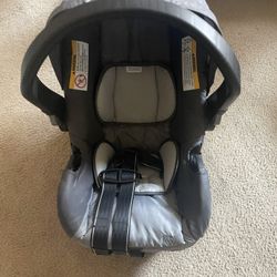 Baby Trend; Infant Car Seat (New)