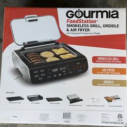 New in Box Gourmia FoodStation™ SMOKELESS GRILL, GRIDDLE & AIR FRYER with Integrated Temperature Probe GRILL SMOKELESS GRILL