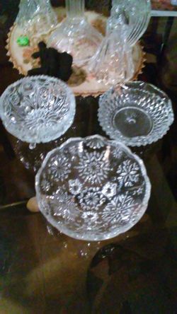 Crystal bowls MAKE OFFER