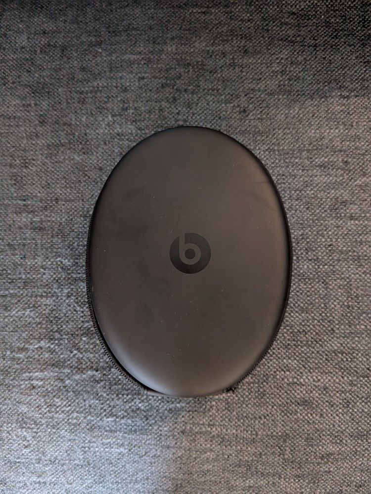 Beats Studio3 Wireless Headphones - Noise Canceling - Great Condition