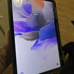 Samsung Galaxy S7 FE tablet