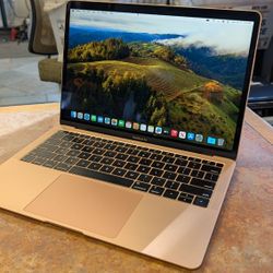 Apple MacBook Air 13" Rose Gold 2019 Core i5 8gb 128gb SSD