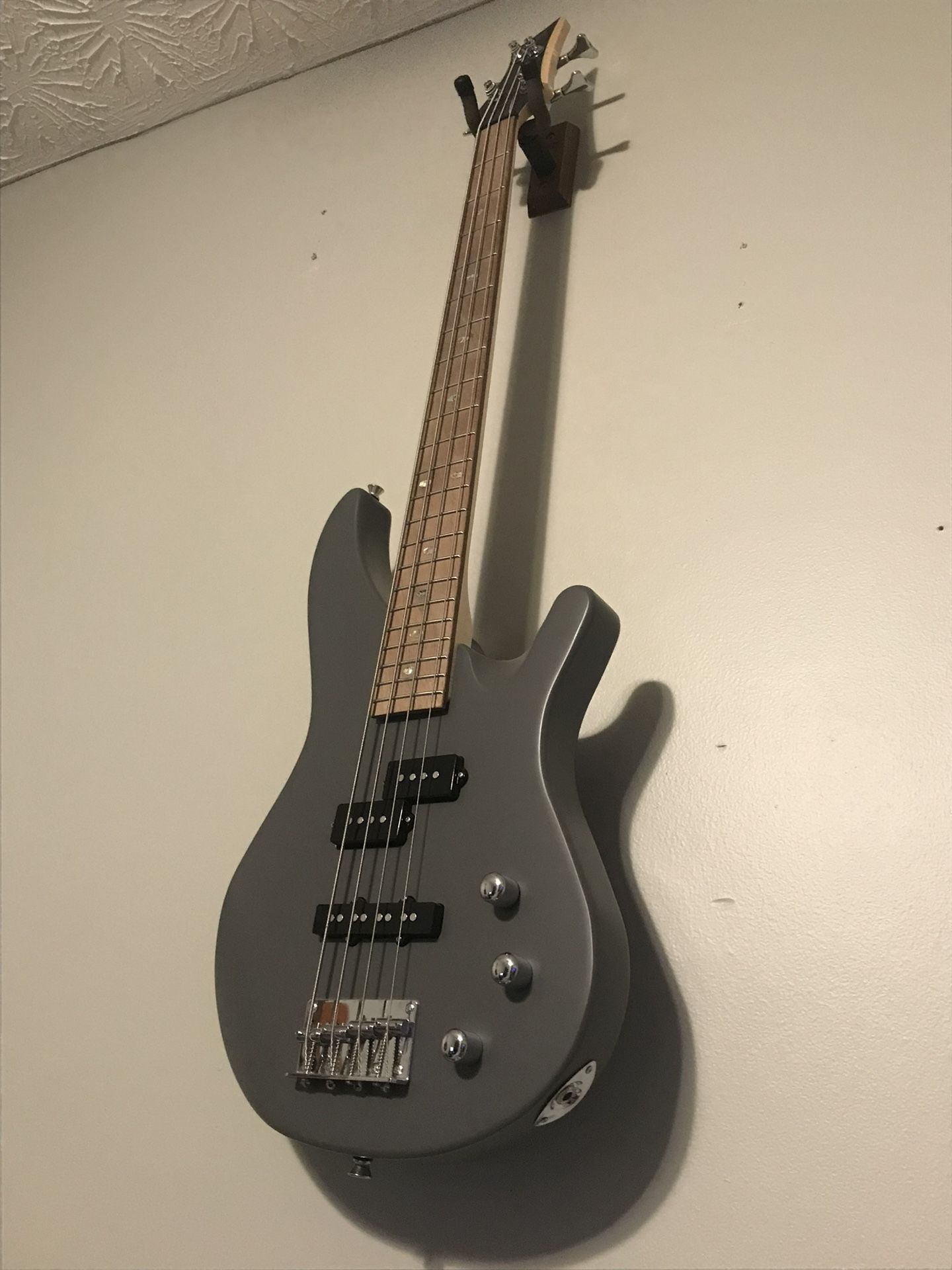Base Guitar