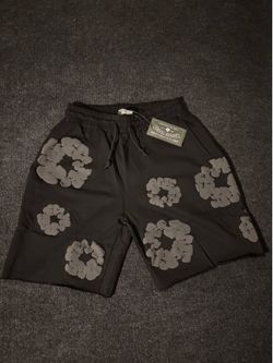 Black denim tear shorts size M