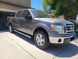 Ford F-150 SuperCrew Pickup Truck