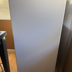 Kenmore Upright Freezer – 14 cu. ft. (Manual Defrost, Excellent Working Condition