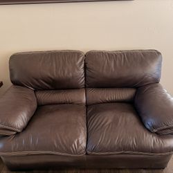 Loveseat (2-seater)