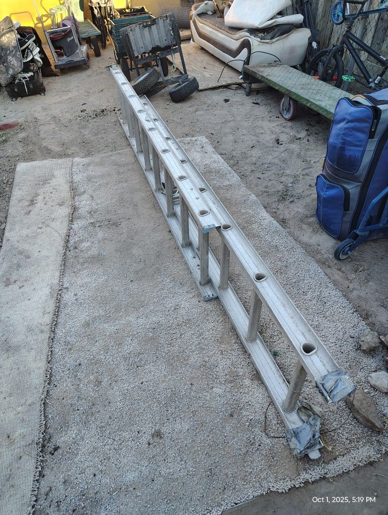 16 Foot Extension Ladder