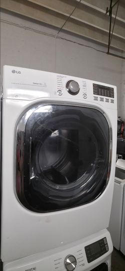 LG Front Load Dryer with Sensor Dry