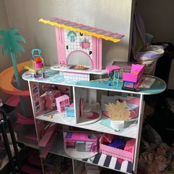 Used LOL Doll House 