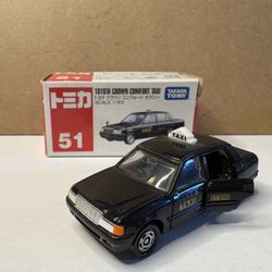 Tomica Toyota Crown Comfort Taxi