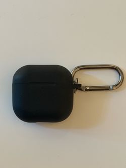 AirPods 4 with ANC + Charging Case – Excellent Condition