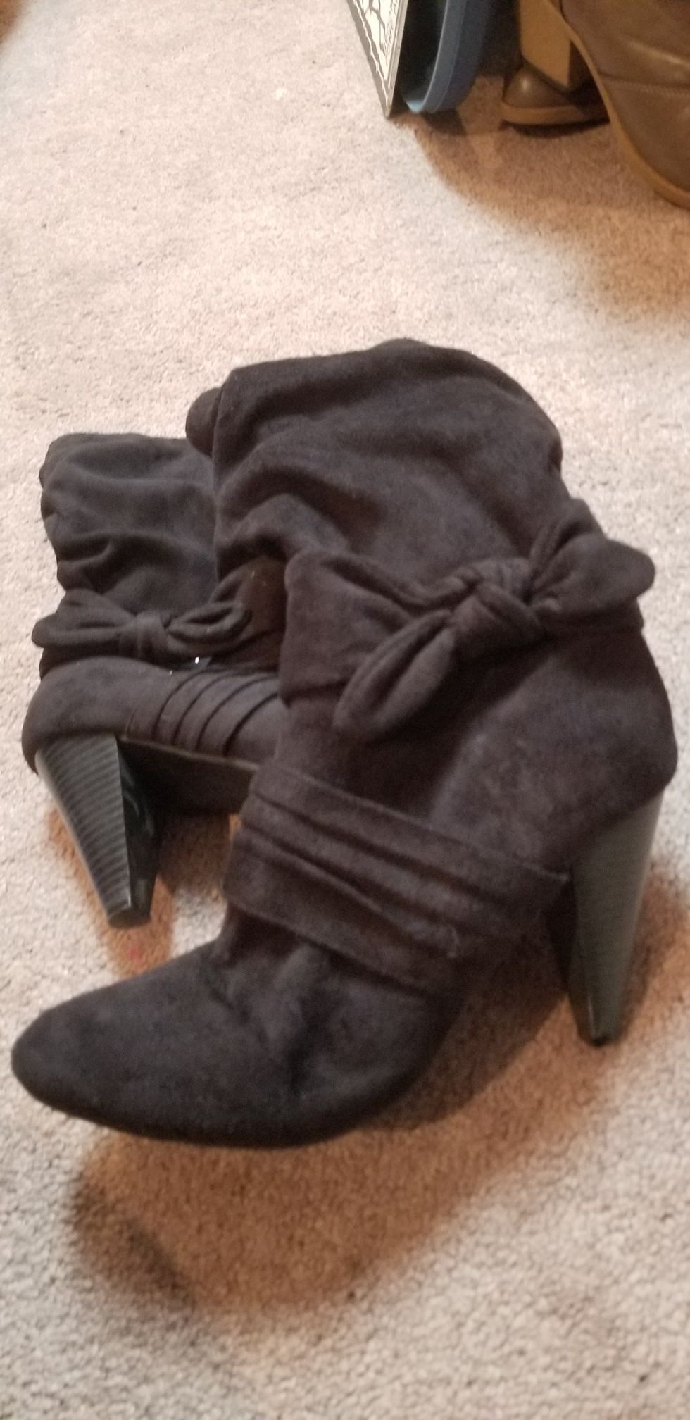 Black faux suede boots size 9