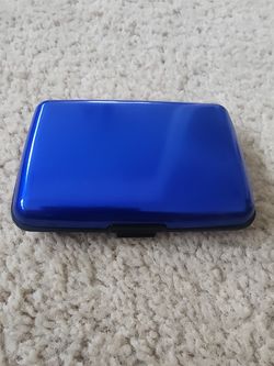 Like New RFID Blocking Metal Card Wallet Slim ID Card Holder