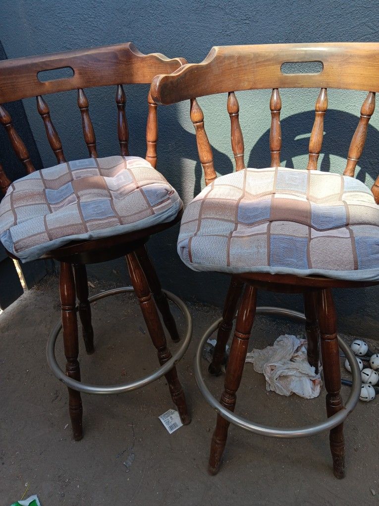 2Wooden Bar Stools