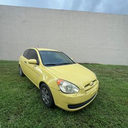 2010 Hyundai Accent