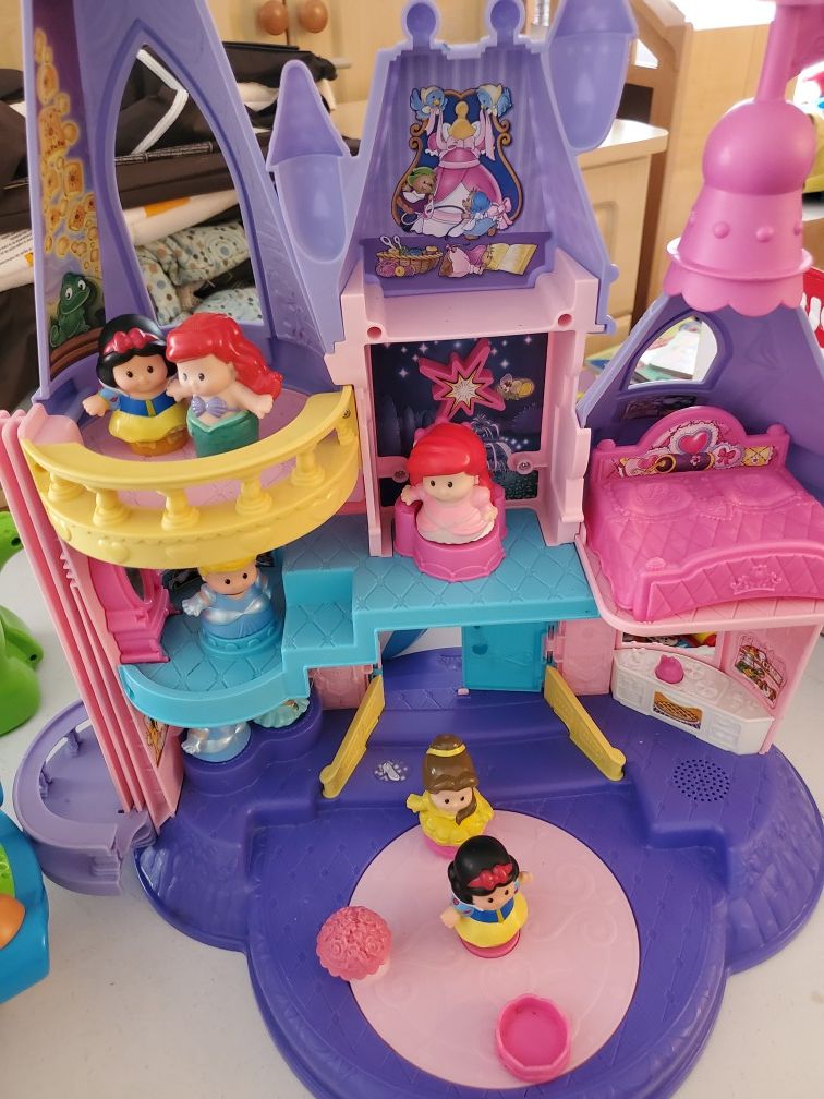 Princess little people castle