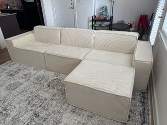 Sectional couch 4 pc