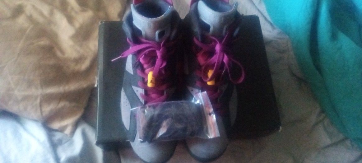 Retro Jordan 6 Bordox Size 10