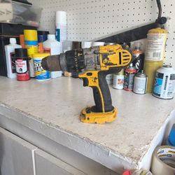 DeWalt Drill. 80 With Battery And Charger 