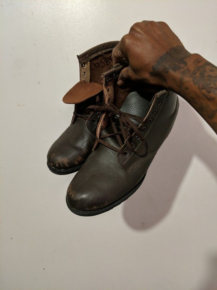 : ATTENTION - Official Worn BILL COSBY State Boots