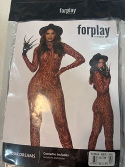 Costume