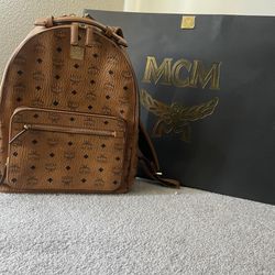Red MCM Backpack for Sale in Fort Lauderdale, FL - OfferUp