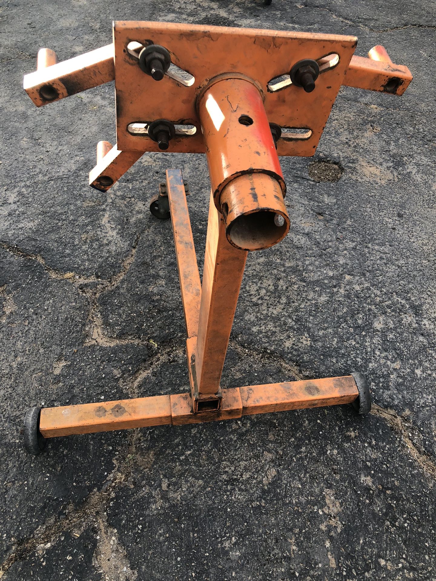 Heavy Duty Engine Stand for Sale in Victorville, CA OfferUp