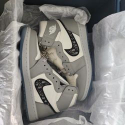 Jordans Retro 1 Dior 