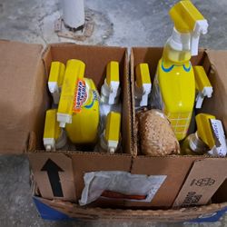 Lemon Scent Commercial ScrubFree Sink & Bathroom Cleaners With OxiClean 32Oz X 9 Spray Bottles. 